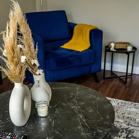 Charming Duplex In Grand Canal *